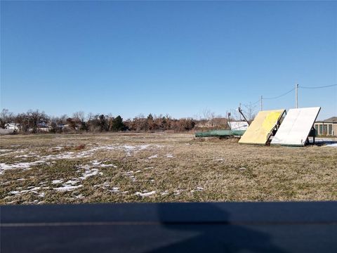 Photo of 0 Oak Drive 1.26 acres, Blanchard, OK 73010 (MLS # 1149889)