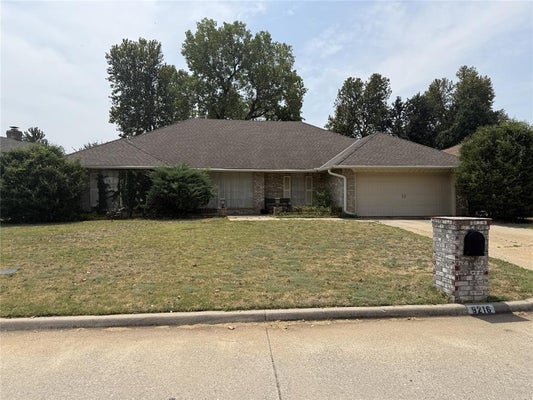 9216 LANSBROOK LN, OKLAHOMA CITY, OK 73132 - Image 85d0346e7693c6c24bc732bb6d79a521/3507119355