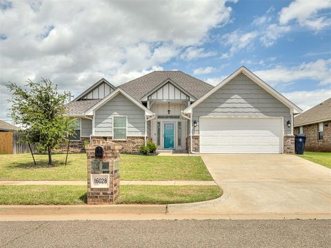 Photo of 16028 Mendoza Drive, Edmond, OK 73013 (MLS # 1234312)