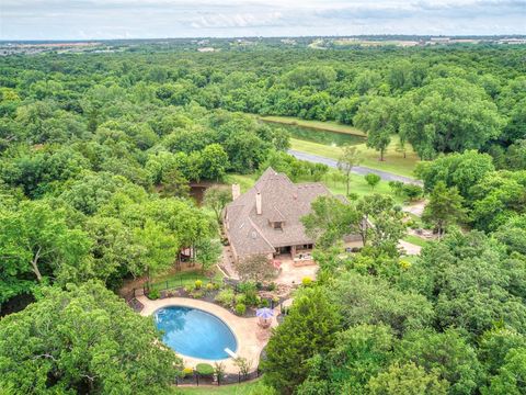 Photo of 4320 Canaan Creek Road, Edmond, OK 73034 (MLS # 1220636)