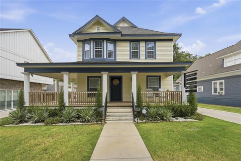 Photo of 1400 NW 16th Street, Oklahoma City, OK 73106 (MLS # 1245436)