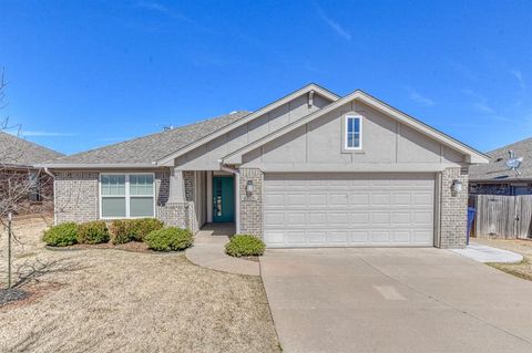 Photo of 6805 NW 157th Terrace, Edmond, OK 73013 (MLS # 1212188)