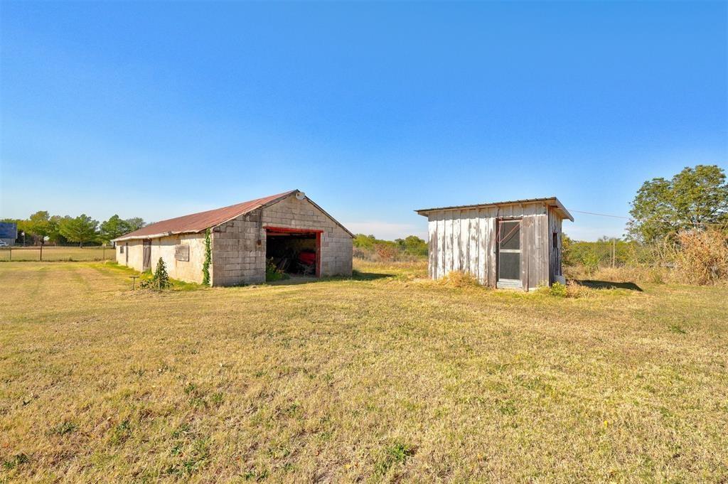 Shawnee, Oklahoma 74801, United States, 5 Bedrooms Bedrooms, ,3 BathroomsBathrooms,Residential,Active,219673