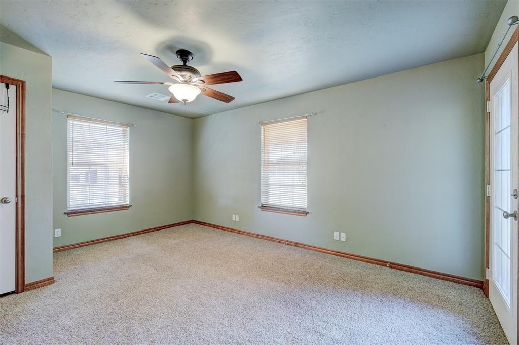 Shawnee, Oklahoma 74801, United States, 5 Bedrooms Bedrooms, ,3 BathroomsBathrooms,Residential,Active,219673