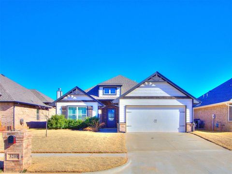 Photo of 3208 Open Prairie Trail, Yukon, OK 73099 (MLS # 1228546)