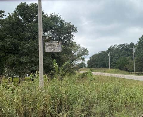 Photo of 15 E Comanche Road, Norman, OK 73026 (MLS # 1187425)