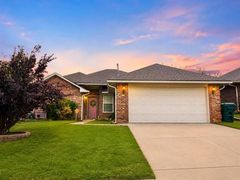 Photo of 2333 Serenade Drive, Midwest City, OK 73130 (MLS # 1231630)