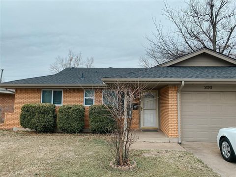 Photo of 208 Thompson Drive, Norman, OK 73069 (MLS # 1216753)