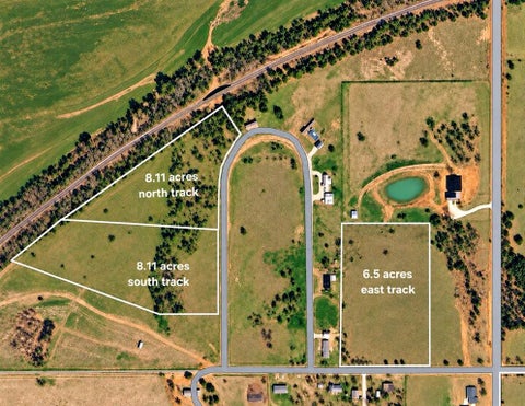 Photo of 6284 Lake Breeze Drive, Guthrie, OK 73044 (MLS # 1254638)