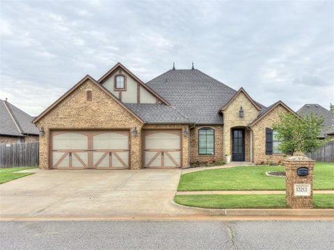 Photo of 13213 NW 5th Street, Yukon, OK 73099 (MLS # 1232818)
