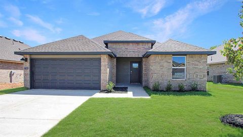 Photo of 6005 Green Meadow Lane, Oklahoma City, OK 73132 (MLS # 1227599)