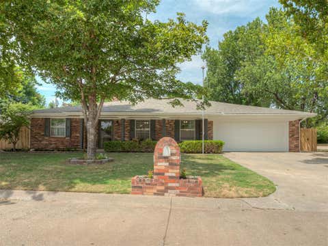 Photo of 800 Kouba Drive, Yukon, OK 73099 (MLS # 1241728)