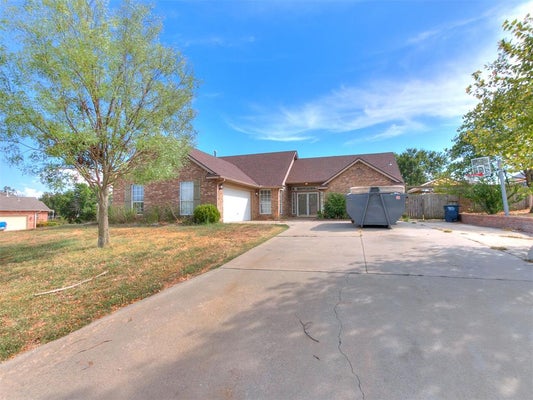 1311 CAMBRIDGE DR, SHAWNEE, OK 74804 - Image 8f47cf9f63c58329dbd1aecf0975eb3e/2106855220
