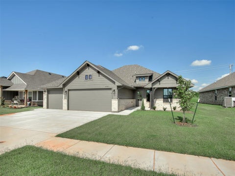 Photo of 4901 Misty Wood Lane, Mustang, OK 73064 (MLS # 1252046)