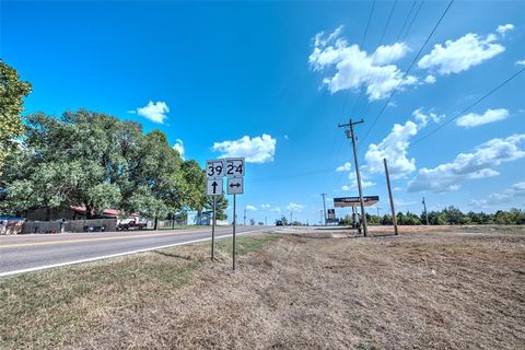 Photo of 19946 State Highway 39, Purcell, OK 73080 (MLS # 1193269)