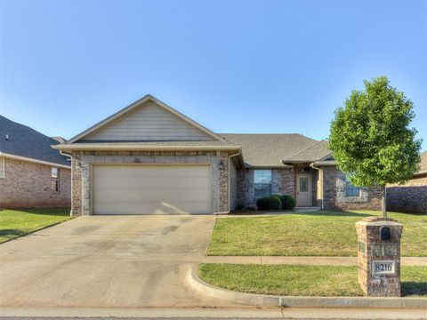 Photo of 8216 NW 160th Terrace, Edmond, OK 73013 (MLS # 1228438)