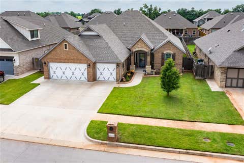 Photo of 4813 Hidalgo Avenue, Mustang, OK 73064 (MLS # 1236759)