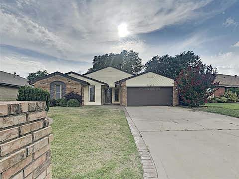 Photo of 3905 Regatta Road, Yukon, OK 73099 (MLS # 1243244)