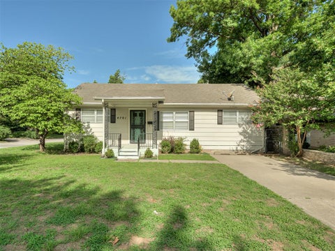 Photo of 4701 N Peniel Avenue, Bethany, OK 73008 (MLS # 1240011)