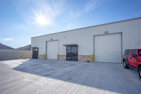 Photo of 220 Chisholm Trail Way #106, Mustang, OK 73064 (MLS # 1156450)