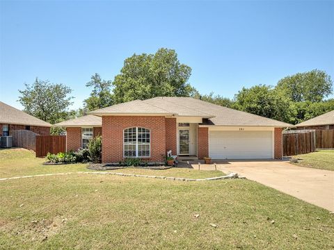 Photo of 701 S Greengate Drive, Yukon, OK 73099 (MLS # 1230521)