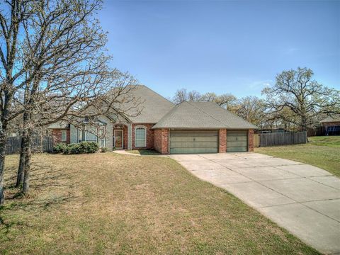 Photo of 456 Murray Drive, Choctaw, OK 73020 (MLS # 1219214)