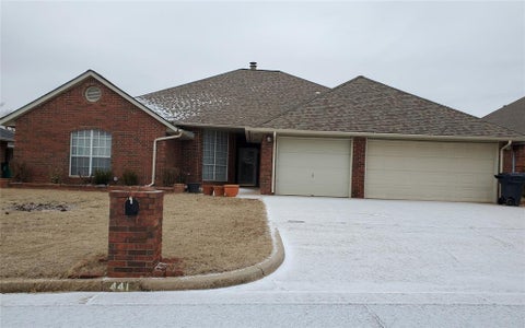 Photo of 441 Cactus Road, Yukon, OK 73099 (MLS # 1230720)