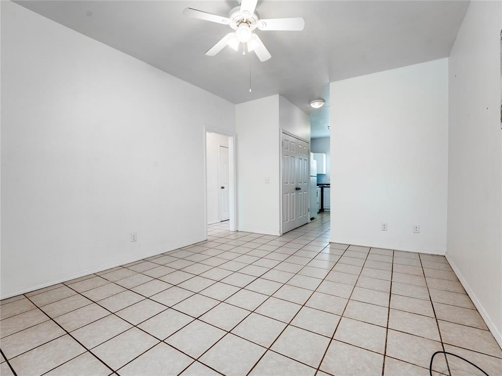1021 Shady Creek Circle - Photo 4
