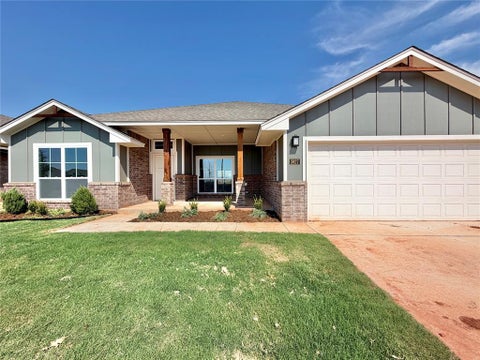Photo of 3927 Abingdon Drive, Norman, OK 73026 (MLS # 1249491)