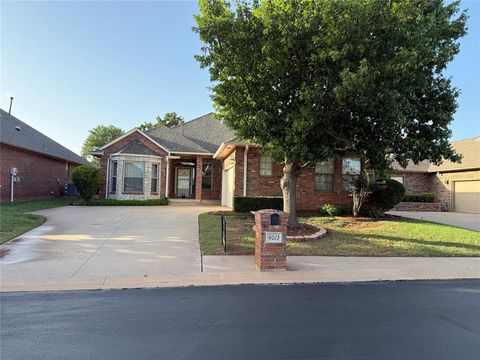 Photo of 4013 NE 137th Street, Edmond, OK 73013 (MLS # 1235658)