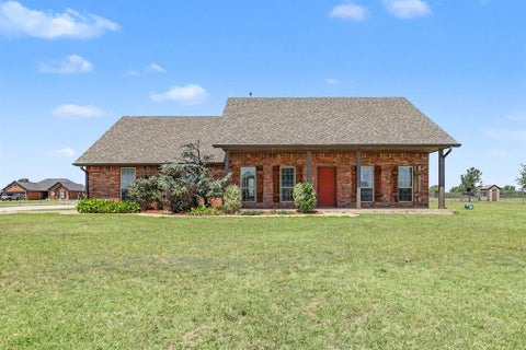 Photo of 403 Scissor Tail Lane, Tuttle, OK 73089 (MLS # 1241734)