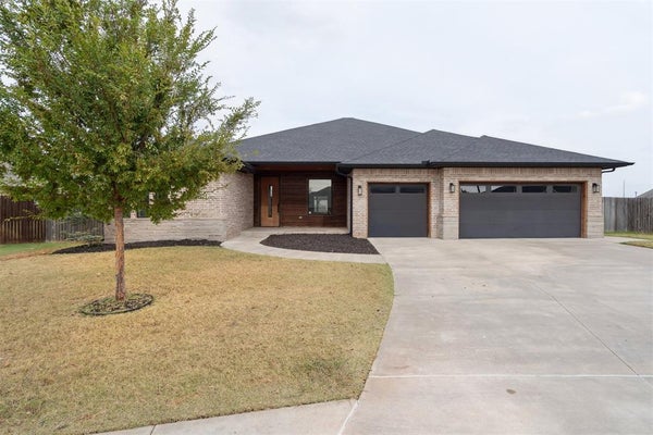4301 NW 154TH PL, EDMOND, OK 73013 - Image 9443e54ccf0c3283f0d136abbbb63c1a/4190624853