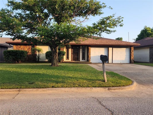 2620 SW 98TH ST, OKLAHOMA CITY, OK 73159 - Image 94e2d4e25f22b17d11d5e9e7668dbe8f/2567220280
