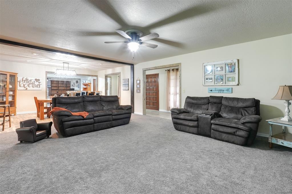 Shawnee, Oklahoma 74804, United States, 4 Bedrooms Bedrooms, ,3 BathroomsBathrooms,Residential,Active,164965