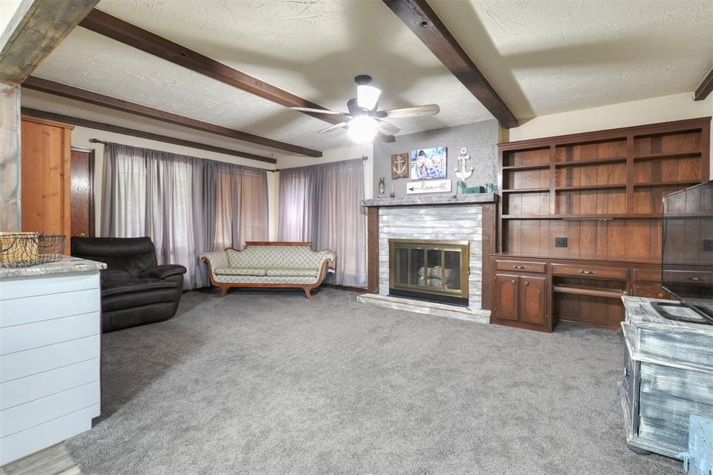 Shawnee, Oklahoma 74804, United States, 4 Bedrooms Bedrooms, ,3 BathroomsBathrooms,Residential,Active,164965