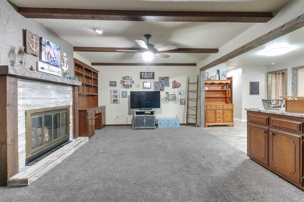 Shawnee, Oklahoma 74804, United States, 4 Bedrooms Bedrooms, ,3 BathroomsBathrooms,Residential,Active,164965