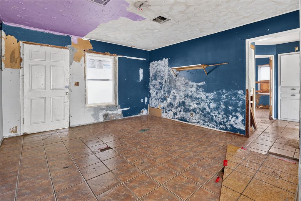 928 SW 52nd Street