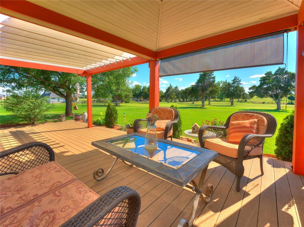1725 Cedar Valley Manor - Photo 4