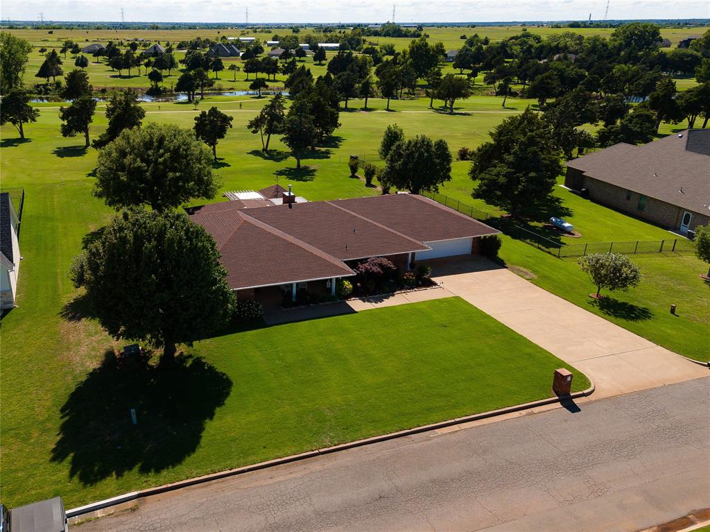 1725 Cedar Valley Manor - Photo 3