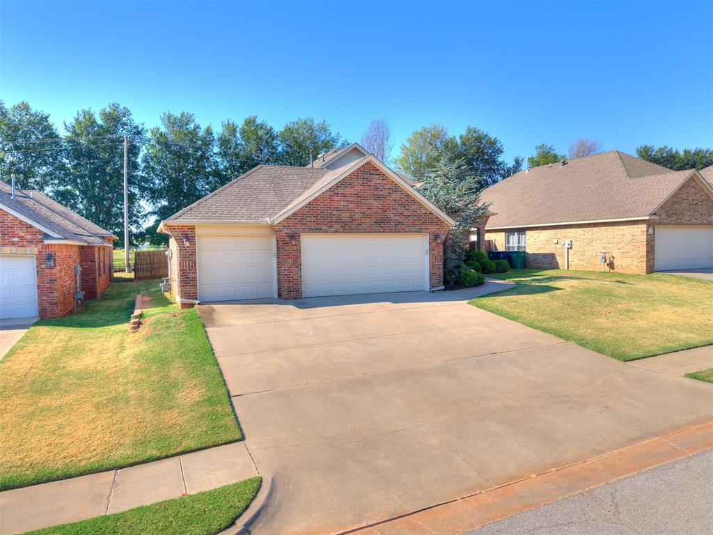 2512 SW 141st Street - Photo 4