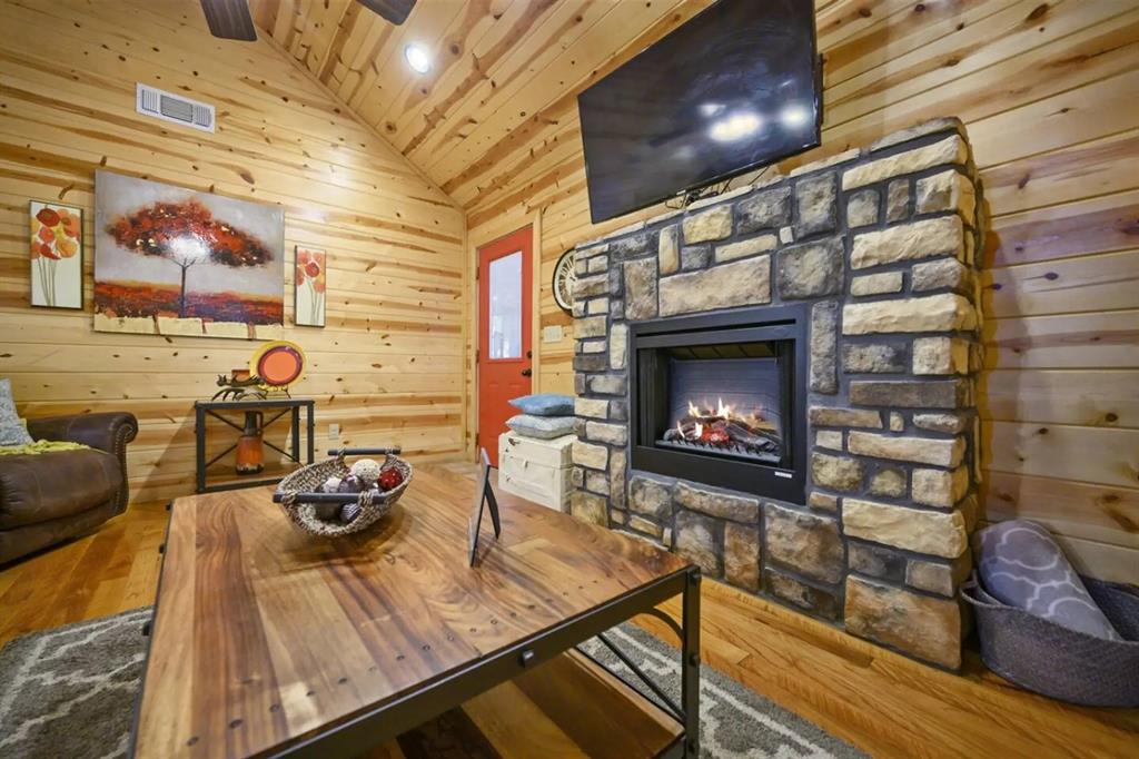 81 Bent Pine Trail