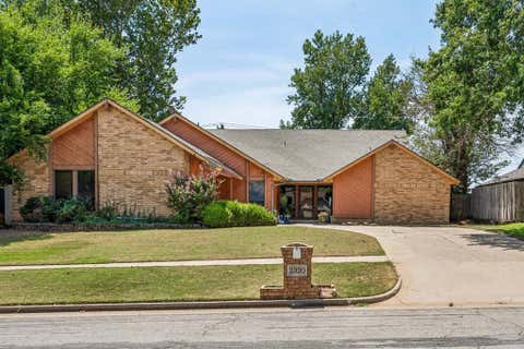 Photo of 2320 SW 125th Street, Oklahoma City, OK 73170 (MLS # 1243545)