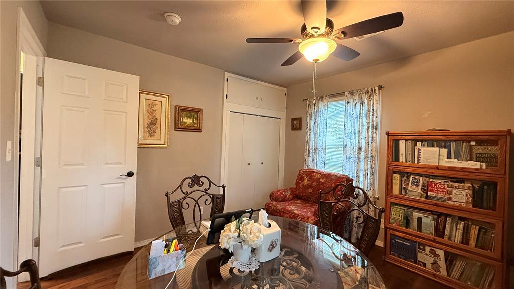 Shawnee, Oklahoma 74801, United States, 3 Bedrooms Bedrooms, ,2 BathroomsBathrooms,Residential,Active,198604