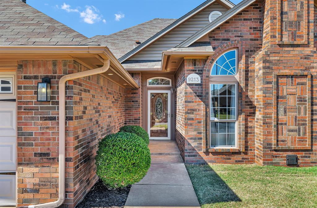 9213 Southlake Drive