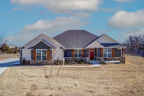Photo of 11179 Black Lion Court, Blanchard, OK 73010 (MLS # 1212318)