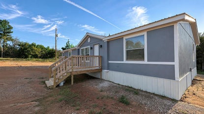10775 Cottonwood Dr – Investment Home