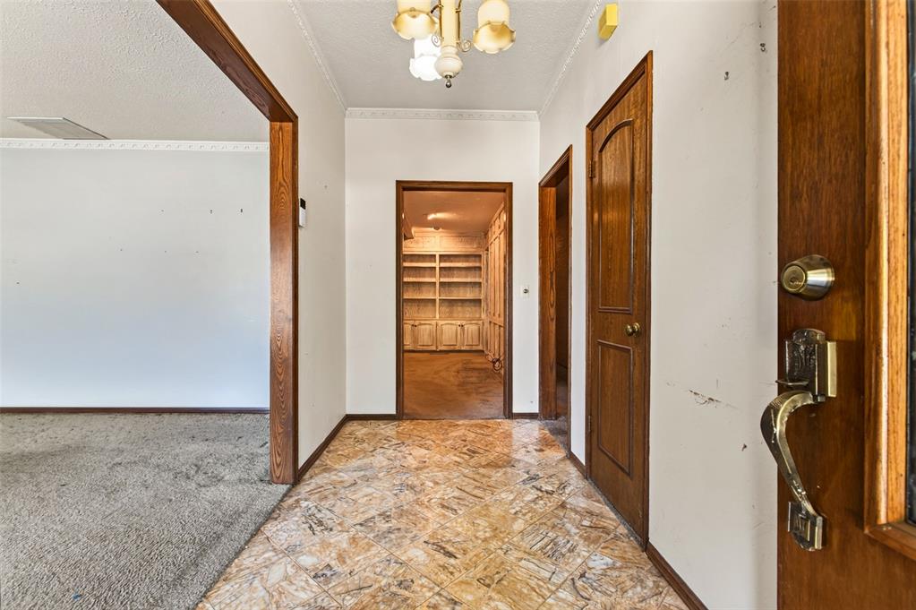 2504 NW 121st Street