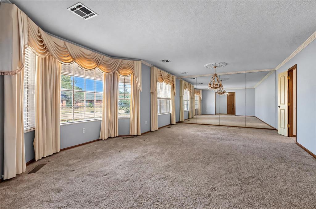 2504 NW 121st Street