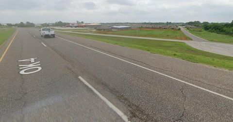 Photo of 1060 S Sara Road, Mustang, OK 73064 (MLS # 1186971)
