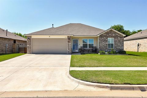 Photo of 452 SE 7th Place, Newcastle, OK 73065 (MLS # 1227739)